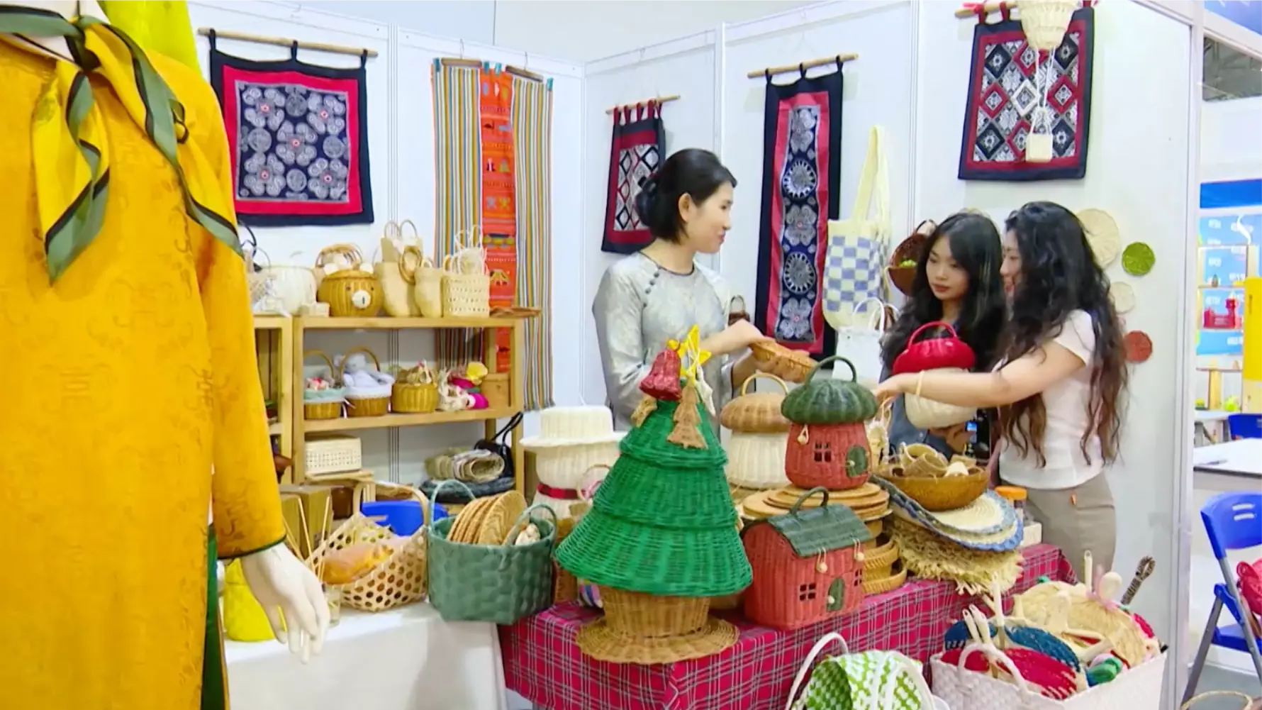 Thương hiệu xuất khẩu Việt Nam - cơ hội và thách thức | Tự hào hàng Việt Nam | 13/09/2025